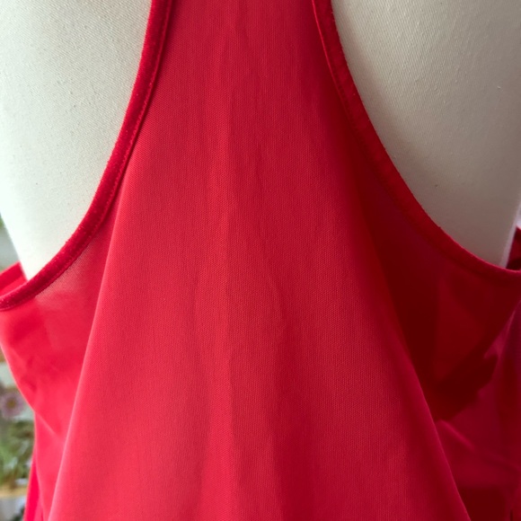 Alo red yoga tank top mesh upper back - Picture 7 of 9